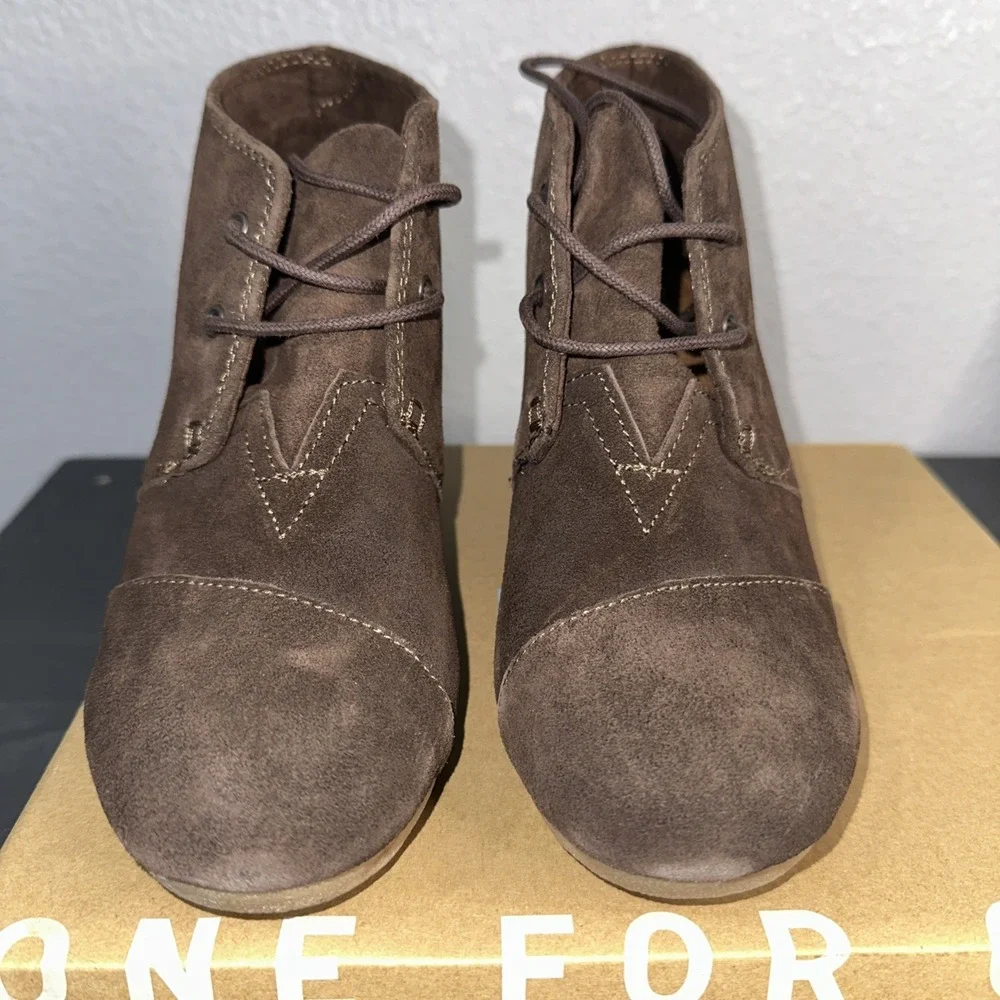 Toms Desert Wedge Womens Sz 9.5 Brown‎ Classic Walking Outdoor Suede Ankle Boots